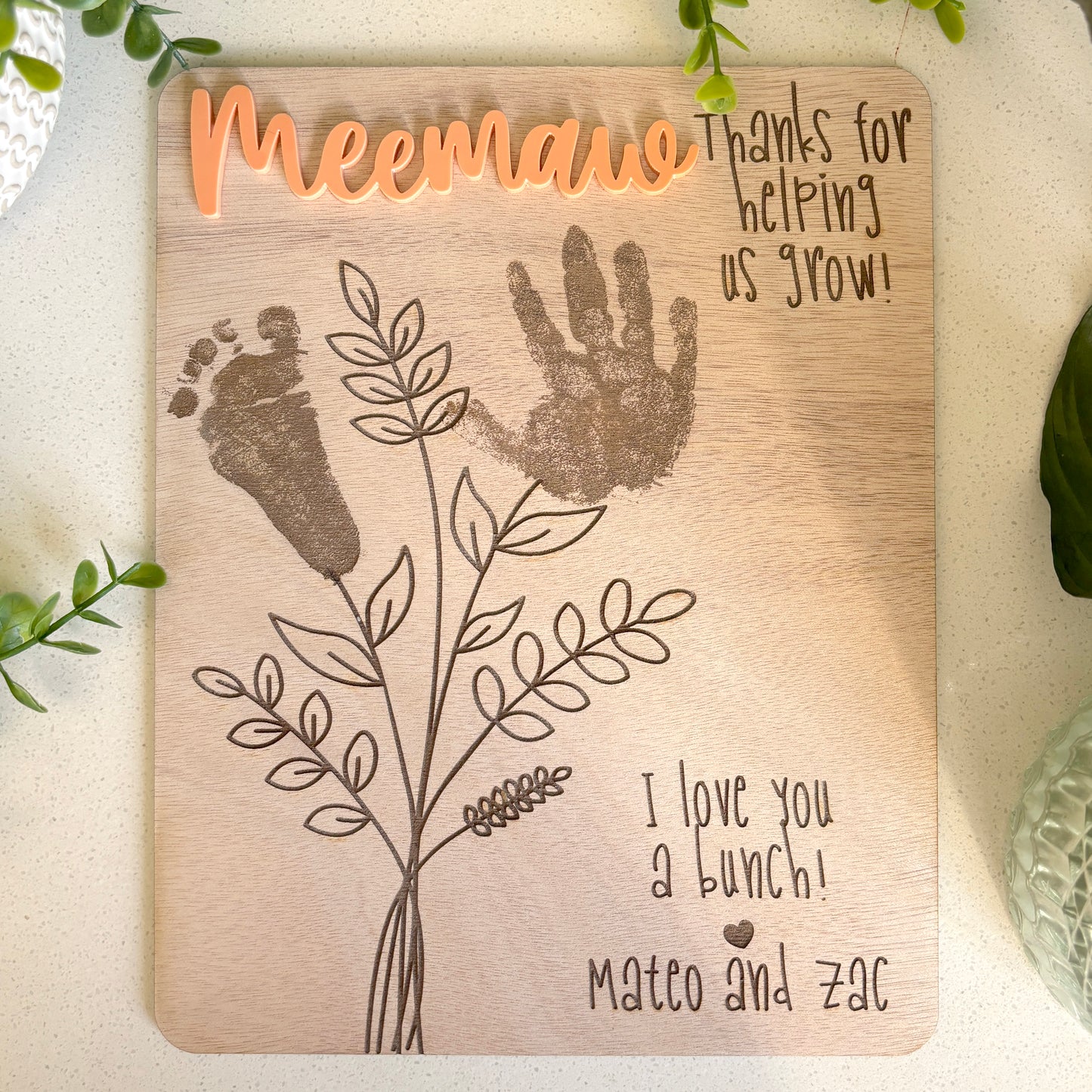 Personalized Mother’s Day Gifts, Custom flower engraved sign for Mom, Gran, Granny, Aunt