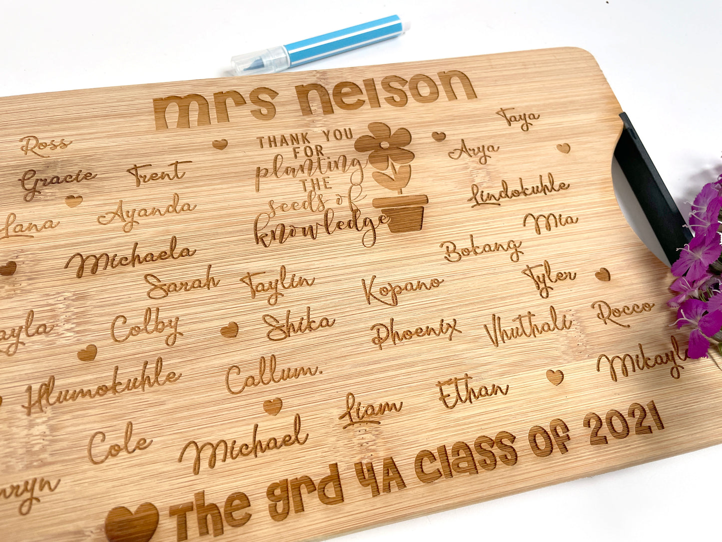 Class list engraved cutting board with Flower Pot design