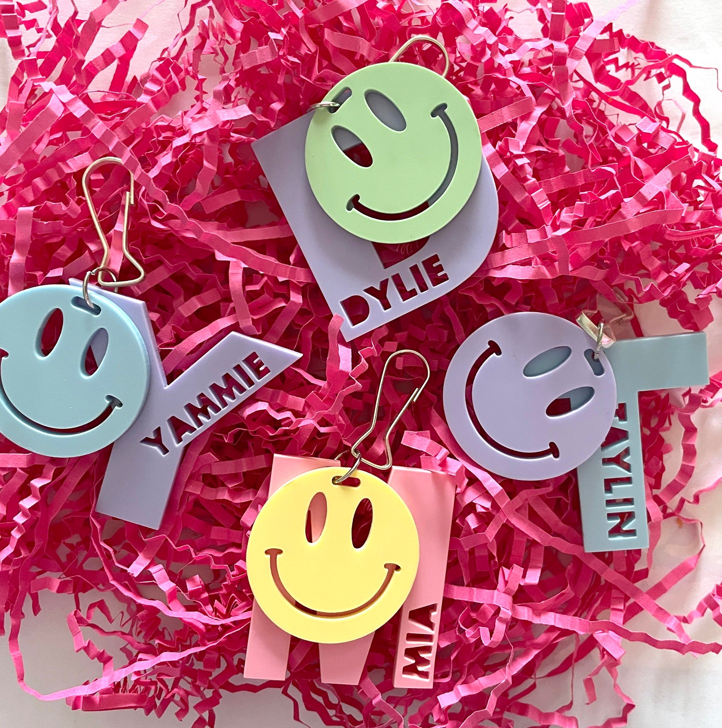 Letter and smiley face acrylic keyring