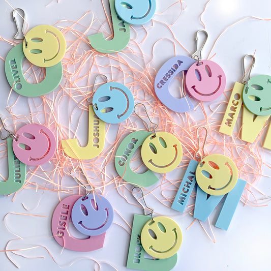 Letter and smiley face acrylic keyring