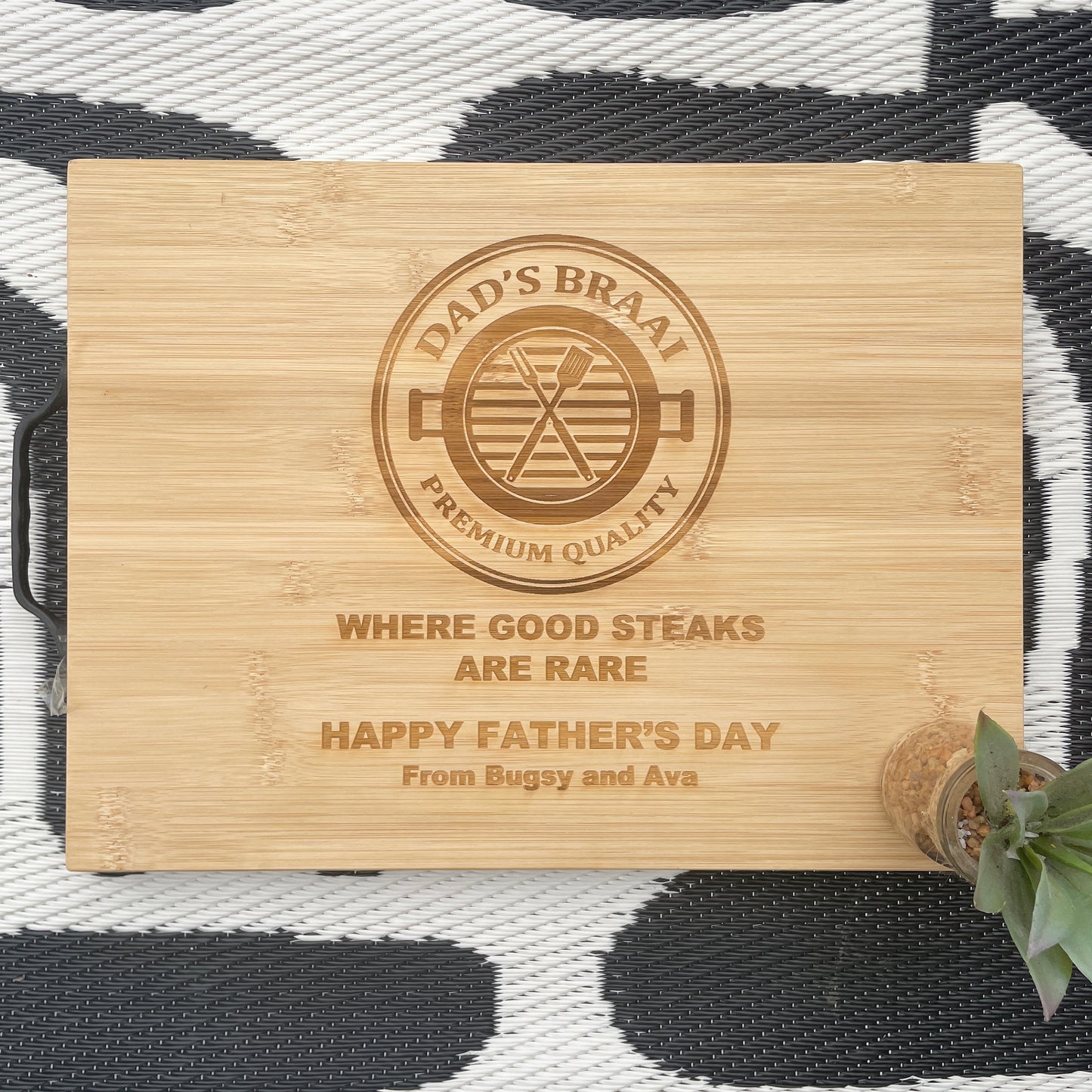 Dad's Braai personalised engraved cutting board