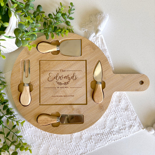 Personalized Cheese Board Set with wreath design .Perfect for Wedding Gifts, Home decor