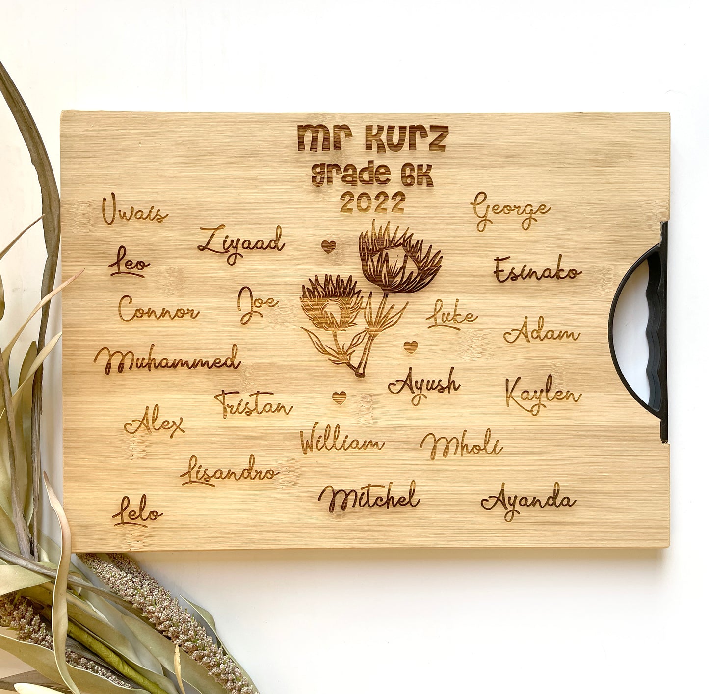 Class list Teacher Cutting Board with Protea flowers in the centre